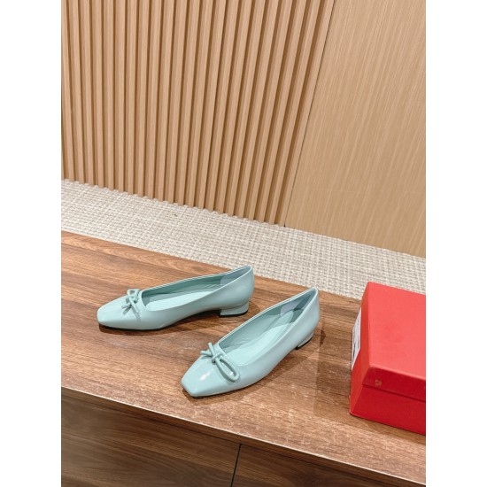 sandal