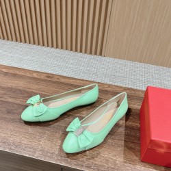 sandal