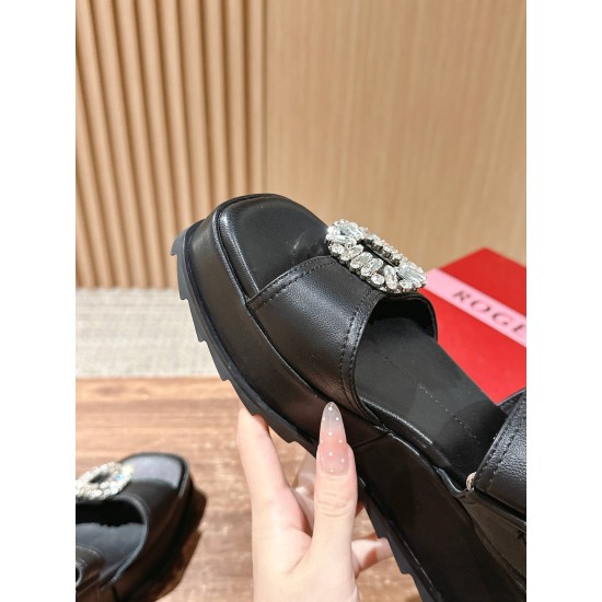 sandal