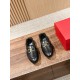 sandal