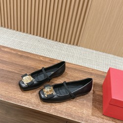 sandal