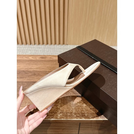sandal