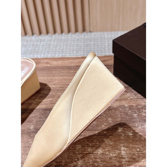 sandal