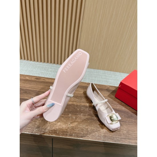 sandal