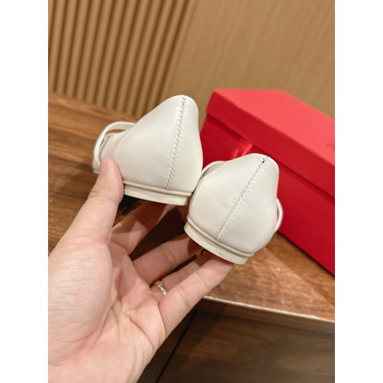 sandal