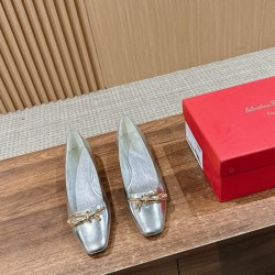 sandal
