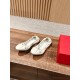 sandal
