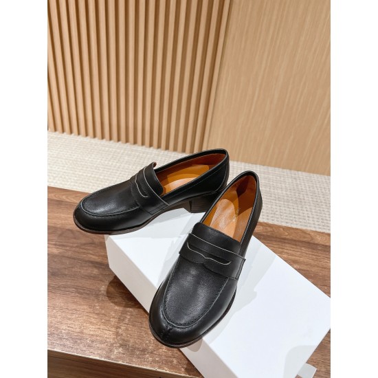 The row loafers The row loafers
