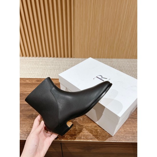 The row boots