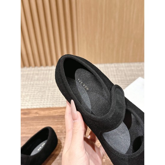 MM6 sandals
