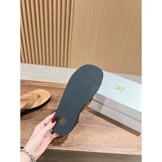 The row slippers
