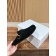 MM6 slippers