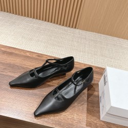 The row sandals