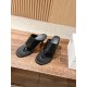 MM6 slippers