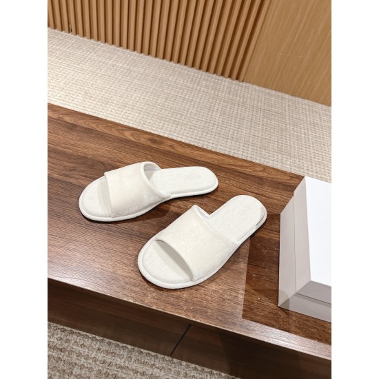 The row slippers
