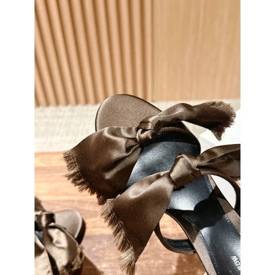 The row sandals