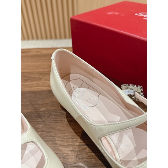 RV Mary Jane Shoes