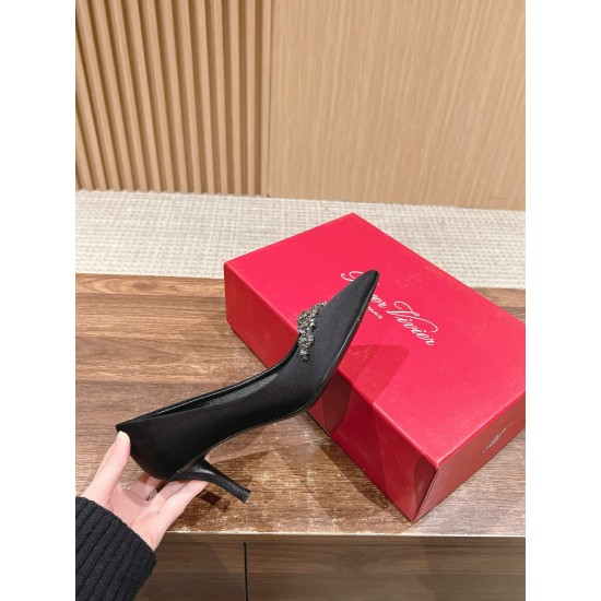 RV high heels