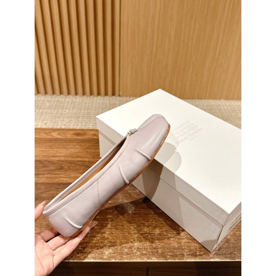 MM6 sneakers