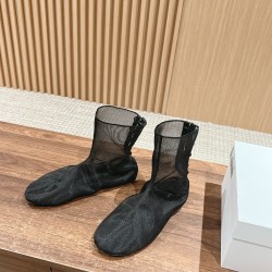 MM6 boots