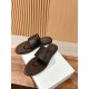 MM6 slippers