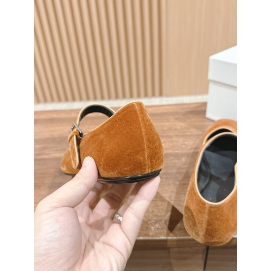 The row sandals