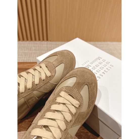 MM6 sandals
