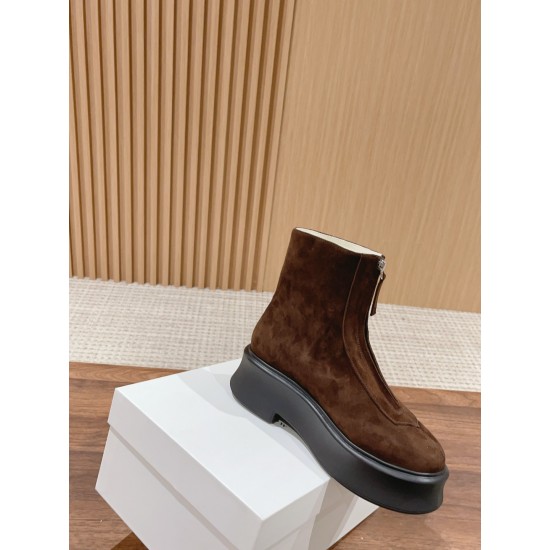 The row boots