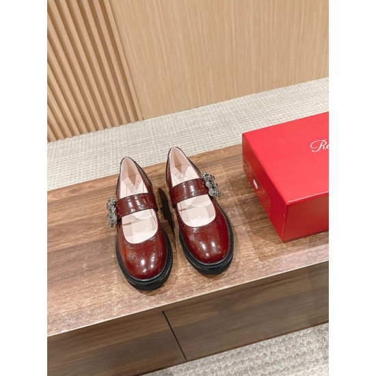RV Mary Jane Shoes