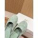 MM6 slippers