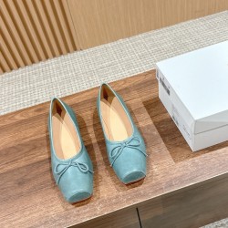 The row sandals