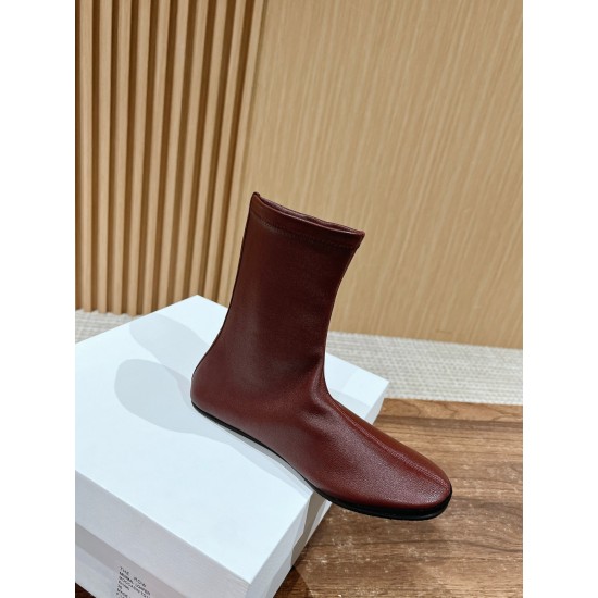 The row boots