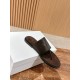 MM6 slippers