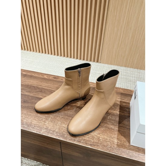The row boots
