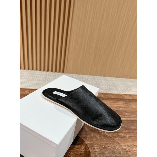 The row slippers