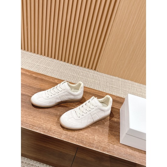 MM6 sandals