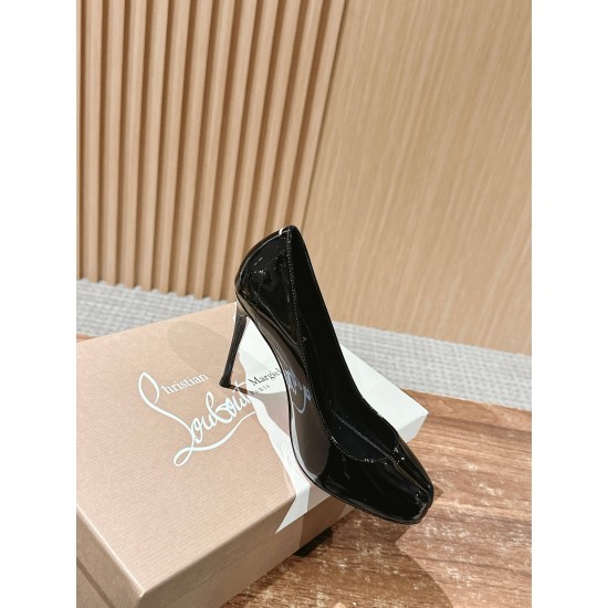 MM6 sandals