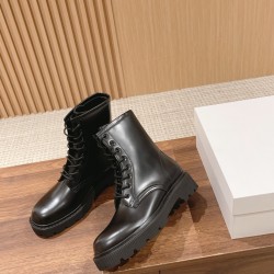The row boots