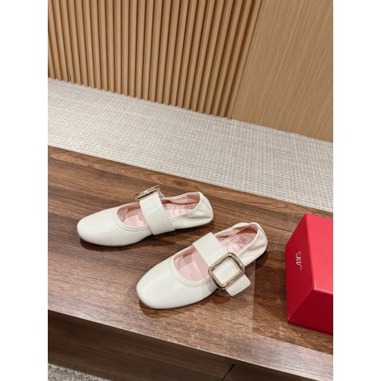RV ballet shoes