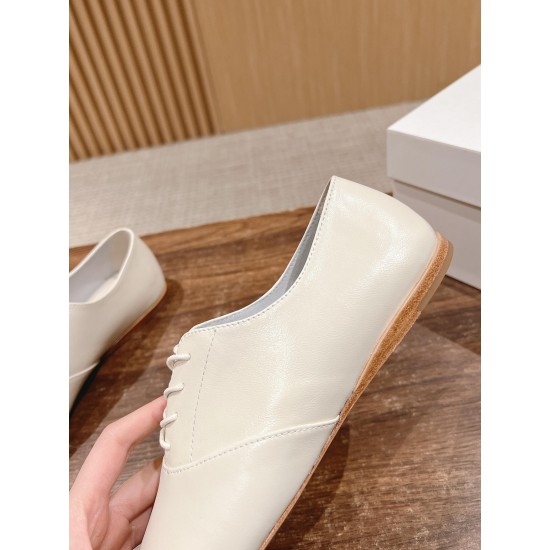 The row sandals