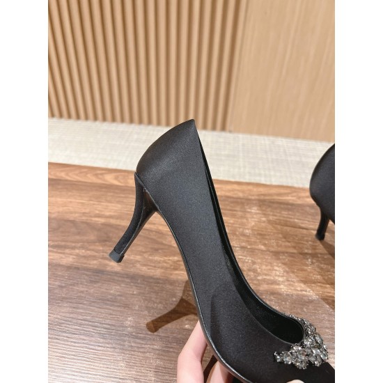 RV high heels