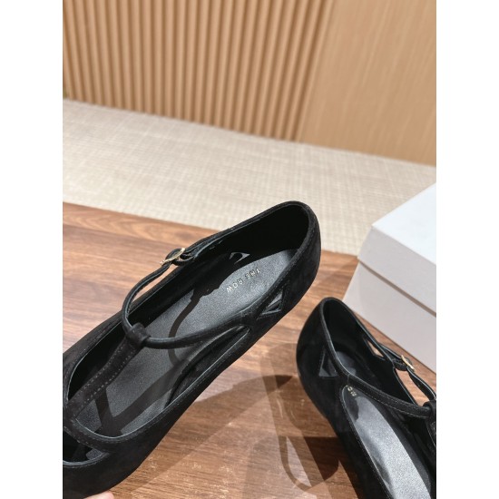 The row sandals