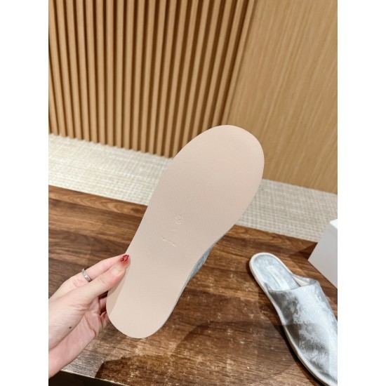 The row slippers