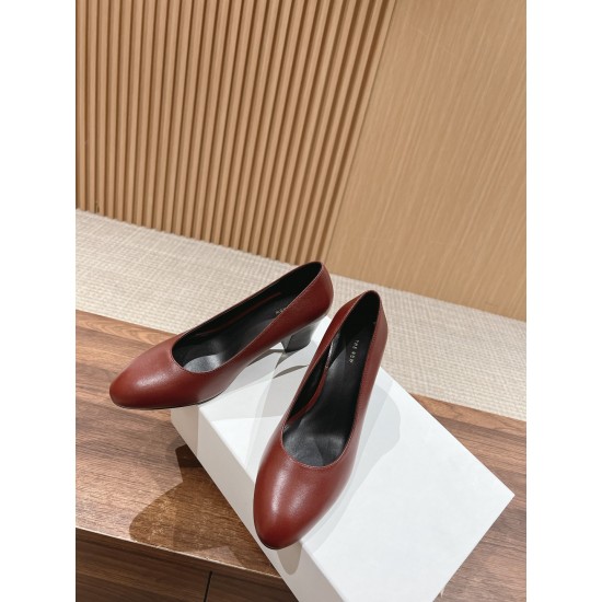 The row sandals