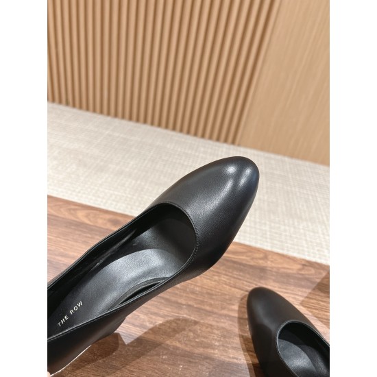 The row sandals