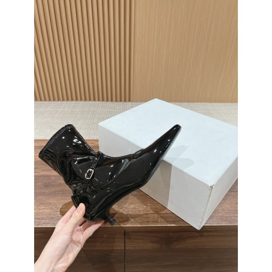 The row boots