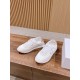 The row sneaker