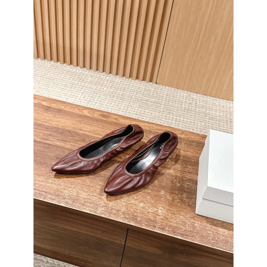 The row sandals