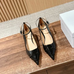 MM6 sandals