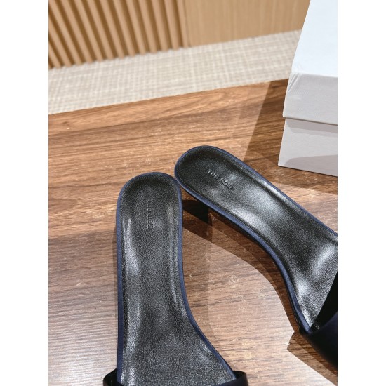 The row sandals